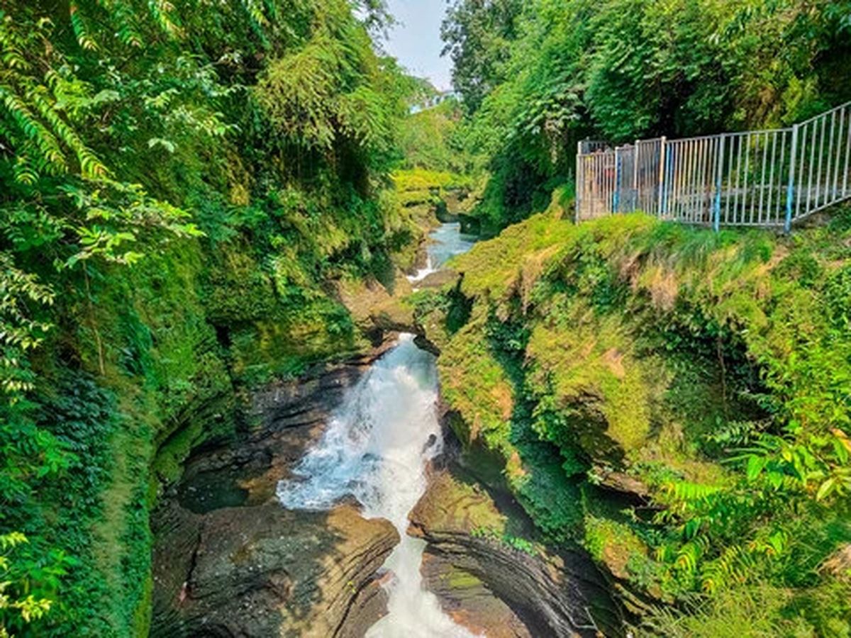Davis Falls and Gupteshwor Cave: Complete Travel Guide to Pokhara's Most Fascinating Natural Wonder
