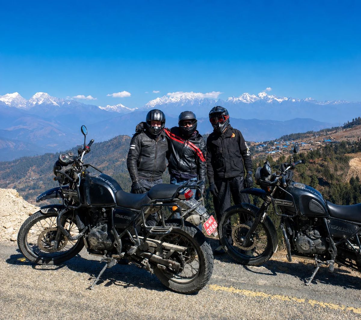 Pikey Peak Motorbike Tour: Explore the Himalayas with Views of 7 Eight-Thousanders