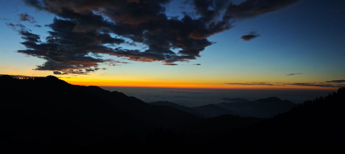 Ghorepani Poon Hill Trek Package: Experience the Magical Sunrise Over the Annapurna and Dhaulagiri Ranges