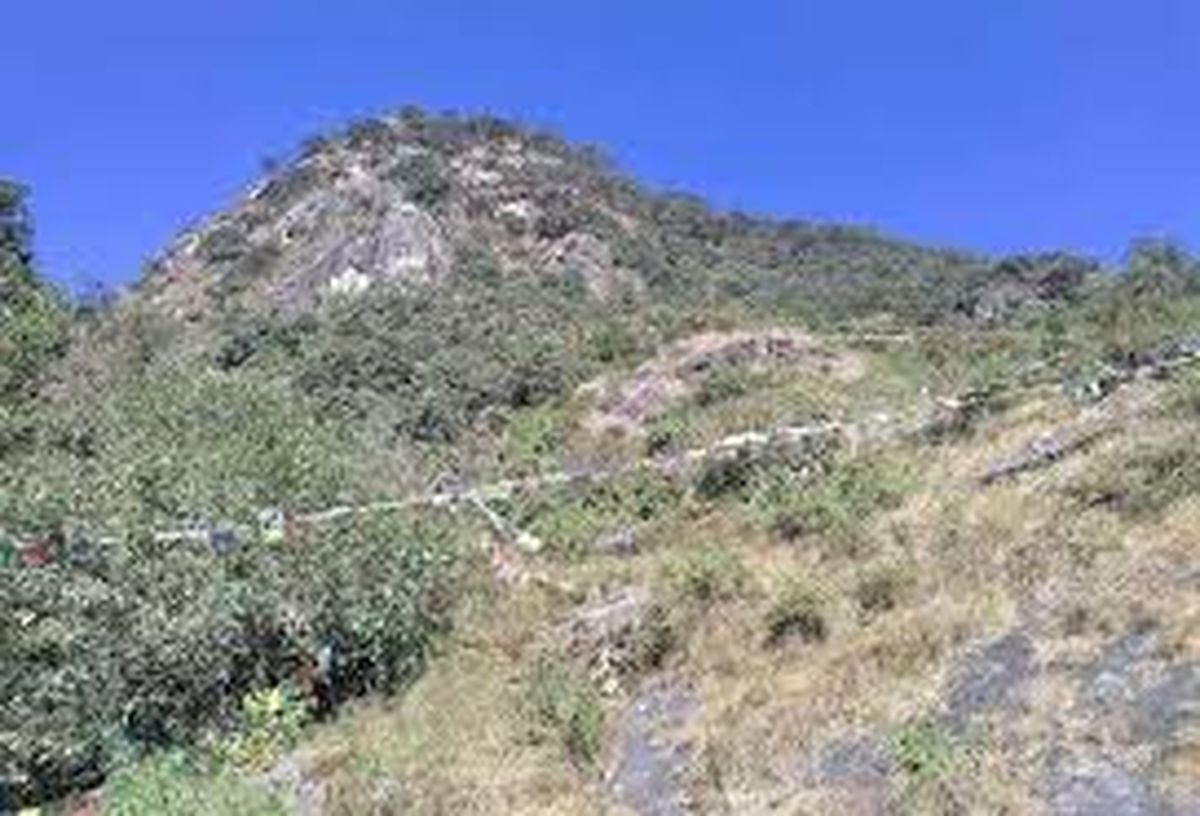 Tare Bhir Hilltop Cycling Tour: A Scenic Day Excursion Through Nepal's Hills and Countryside
